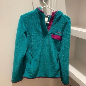 Patagonia teal fleece pullover